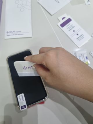 아클리브 Premium 항균 항바이러스 액정 보호필름(iPhone) — 4점을 준 리뷰어가 2022년 9월 올린 사용 사진