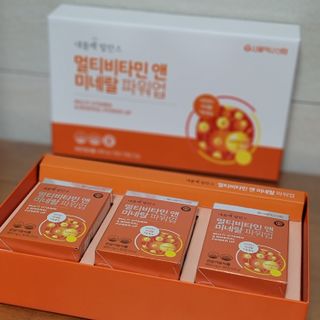 서울약사신협_내몸애발란스멀티비타민앤미네랄파워업_800mg x 90정 — 4점을 준 리뷰어가 2021년 5월 올린 사용 사진