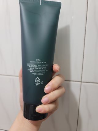 르핸스 퍼포밍 3 바디워시 비반트포렛/베티버포그 — 5점을 준 리뷰어가 2022년 12월 올린 사용 사진