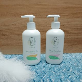 mom e 맘이 내추럴 베이비 케어 샴푸앤바스+로션 — 4점을 준 리뷰어가 2021년 1월 올린 사용 사진