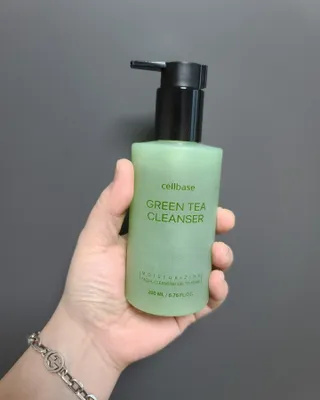 프리마인 메이크업과 들뜨는 각질까지 한방에 깐달걀로! 순하기까지한 셀베이스 그린티클렌저(200ml) — 리뷰어가 2023년 4월 올린 사용 사진