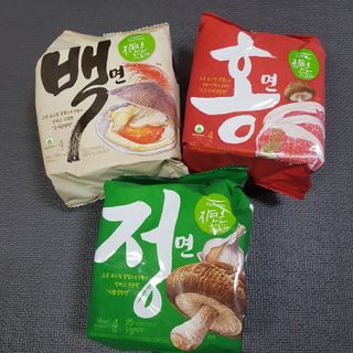 [풀무원] 자연은맛있다 정면, 백면, 홍면  세트 — 5점을 준 리뷰어가 2021년 4월 올린 사용 사진