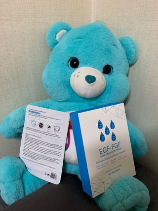 Dr.느루벗 느루벗 EGF FGF 스킨 리커버리 마스크 10장 — 5점을 준 리뷰어가 2021년 3월 올린 사용 사진
