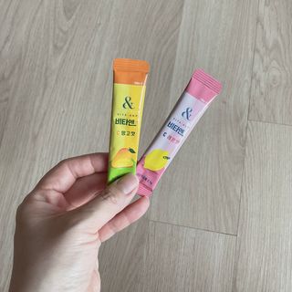 비타앤C 레몬맛, 망고맛 — 5점을 준 리뷰어가 2021년 6월 올린 사용 사진