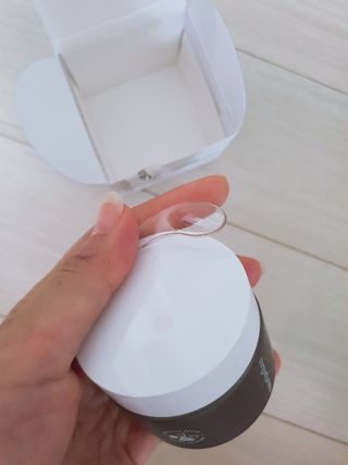 [NEW_버진팜스 푸딩수딩] 투명 푸딩젤이 선사하는 빠른 진정과 깨끗한 피부결 정돈 — 5점을 준 리뷰어가 2021년 8월 올린 사용 사진
