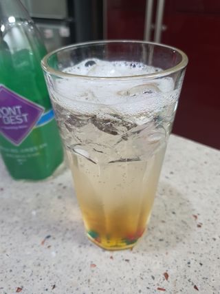 몽베스트 Montbest with Sparkling water Plain 20병 — 5점을 준 리뷰어가 2021년 11월 올린 사용 사진