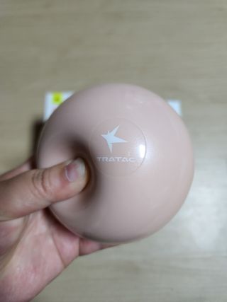 트라택 쿠셔닝 웨이트볼 0.5kg + 1kg SET — 4점을 준 리뷰어가 2022년 6월 올린 사용 사진