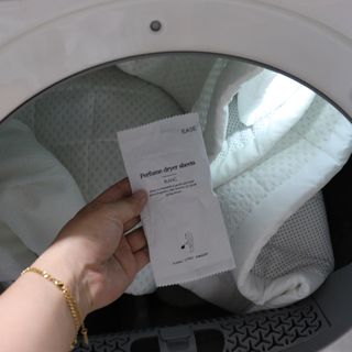 [이즈라이프코스메틱] 퍼퓸 드라이어 시트 히노끼향  or 블랑향 2중 택1 30매 — 5점을 준 리뷰어가 2021년 5월 올린 사용 사진