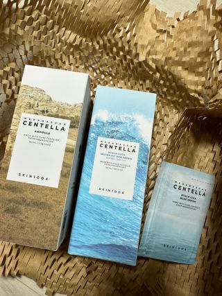 [스킨1004] 마다가스카르 센텔라 히알루-시카 워터핏 선세럼 50ml — 4점을 준 리뷰어가 2024년 5월 올린 사용 사진