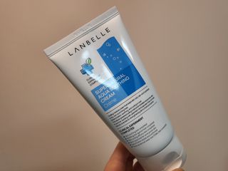 랑벨 수퍼내츄럴 아쿠아 수딩 크림 100ml — 5점을 준 리뷰어가 2022년 4월 올린 사용 사진