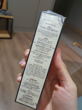 브에노 마더워트 시크릿 퍼퓸 미스트 — 5점을 준 리뷰어가 2021년 7월 올린 사용 사진