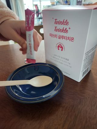 메디포스트 모비타 미쓰리 글루타치온 30포 — 5점을 준 리뷰어가 2023년 2월 올린 사용 사진
