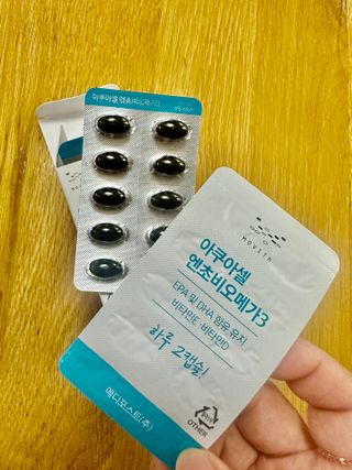 메디포스트 모비타 아쿠아셀 엔초비오메가3 60캡슐 — 4.5점을 준 리뷰어가 2023년 2월 올린 사용 사진