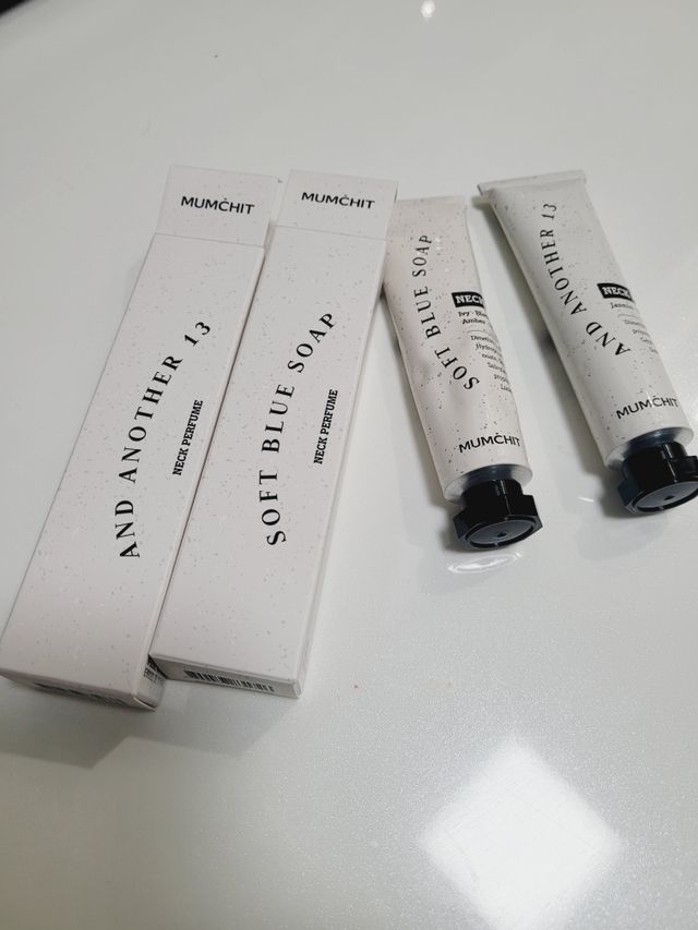 넥퍼퓸 NECKPERFUME 2가지 향 리뷰 사진
