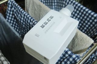 (주)바른양품 바른양품 친환경 세탁세제 1L — 5점을 준 리뷰어가 2022년 1월 올린 사용 사진