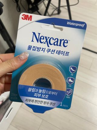 3M 넥스케어 물집방지쿠션테이프 1매 + 물집방지패드 10매 — 5점을 준 리뷰어가 2024년 5월 올린 사용 사진