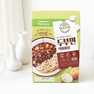 [풀무원] 식물성 저당질식 세트, 두부면 매콤라구파스타와 두부면 직화짜장 — 5점을 준 리뷰어가 2021년 3월 올린 사용 사진