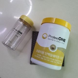 프로티원 단백질쉐이크 곡물맛 2주분 1통+보틀 — 5점을 준 리뷰어가 2021년 4월 올린 사용 사진