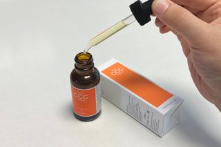 더마 사이언스 비타민 CCC 앰플 기미 브라이트닝 세럼 30ml — 4점을 준 리뷰어가 2021년 8월 올린 사용 사진