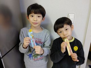 다나음 셀렌에 빠진 아연면역젤리 열대과일맛+사과맛 — 5점을 준 리뷰어가 2021년 3월 올린 사용 사진