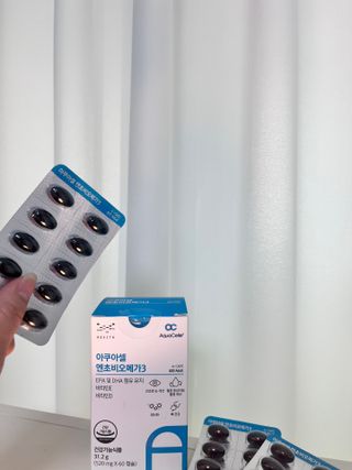 메디포스트 모비타 아쿠아셀 엔초비오메가3 60캡슐 — 5점을 준 리뷰어가 2022년 12월 올린 사용 사진