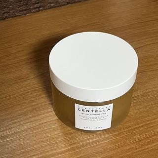 스킨1004 [SKIN1004] 마다가스카르 센텔라 퀵 카밍 패드 70매 130ml — 5점을 준 리뷰어가 2024년 12월 올린 사용 사진