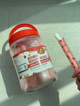 젤리벨리 젤리스틱 어쏘티드 900g — 5점을 준 리뷰어가 2022년 10월 올린 사용 사진