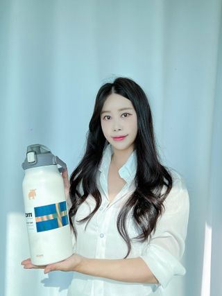 모즈스웨덴 MOZ 스웨덴 316 스텐 대용량 원터치 손잡이 보냉보온병 — 5점을 준 리뷰어가 2023년 8월 올린 사용 사진