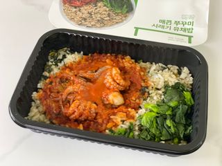 직탁 식단관리 3종 도시락(꼬막 듬뿍 곤드레비빔밥, 알리오올리오 불고기오믈렛, 매콤쭈꾸미 시래기유채밥) — 5점을 준 리뷰어가 2022년 7월 올린 사용 사진