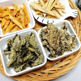 오봉산꽃부각 [만나식품] 오봉산 꽃부각 3가지 맛(오리지널, 새우맛, 매운고추맛) — 5점을 준 리뷰어가 2022년 12월 올린 사용 사진