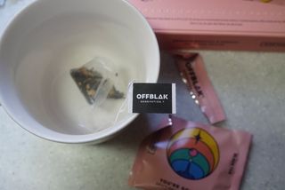 [오프블랙] 아침을 상큼하게 시작하는 에너지티! 유아골든 블렌딩홍차 12T — 5점을 준 리뷰어가 2021년 12월 올린 사용 사진