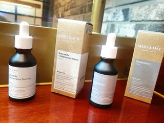 마리엔메이 히알루로닉스 세럼 ,나이아신아마이드 모과 세럼, 마린콜라겐 세럼, 청귤 흰목이버섯 추출물 세럼 — 5점을 준 리뷰어가 2021년 10월 올린 사용 사진