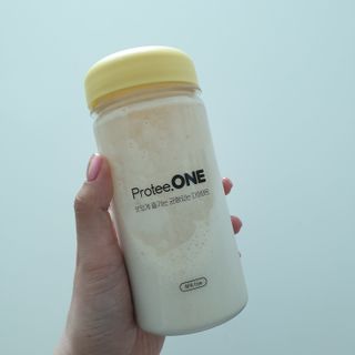 프로티원 단백질쉐이크 곡물맛 2주분 1통+보틀 — 5점을 준 리뷰어가 2021년 4월 올린 사용 사진