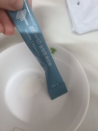 클린24시간 슬림앤유산균 1박스 (3.5g X 15포) — 5점을 준 리뷰어가 2022년 7월 올린 사용 사진