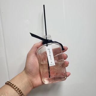디어포레스트 쁘띠 플라워 디퓨저 시리즈 — 5점을 준 리뷰어가 2022년 12월 올린 사용 사진