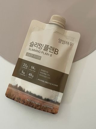 일일하우 슬리밍 플랜B 고소한 귀리맛, 진한 카카오맛 (체중조절식) — 4점을 준 리뷰어가 2023년 8월 올린 사용 사진