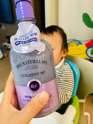 벨먼 내추럴스파 수분광채 스크럽 바디워시 600ml 5종 — 5점을 준 리뷰어가 2022년 5월 올린 사용 사진
