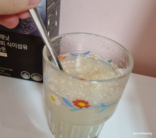 슬림플래닛 차전자피 식이섬유 이지아웃 — 5점을 준 리뷰어가 2021년 8월 올린 사용 사진