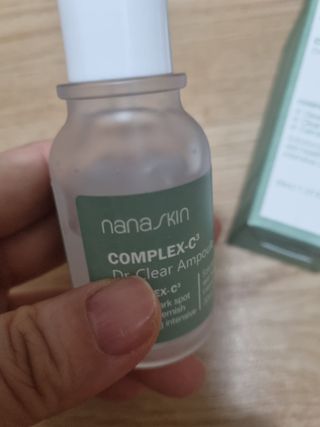 나나스킨 콤플렉스씨쓰리닥터클리어앰플 — 5점을 준 리뷰어가 2021년 10월 올린 사용 사진