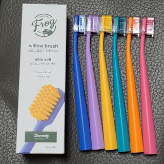 프로그 윌로우 칫솔 6245 울트라소프트 — 5점을 준 리뷰어가 2022년 4월 올린 사용 사진