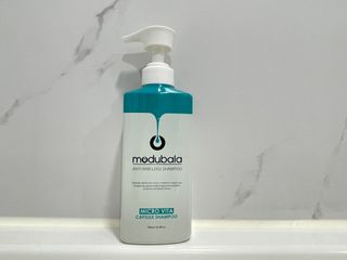 모두발라 마이크로 비타캡슐 탈모샴푸 — 5점을 준 리뷰어가 2021년 12월 올린 사용 사진
