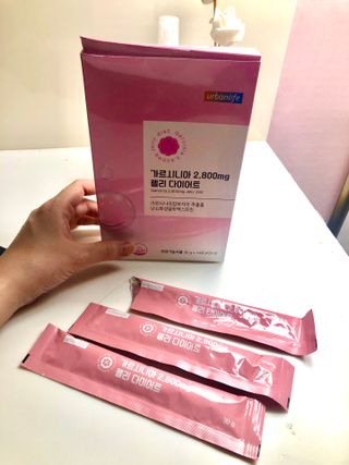 주식회사 얼굴반쪽 [얼굴반쪽 가르시니아 2,800mg] x 14포 1주 젤리 다이어트 보조제 체지방감소 — 5점을 준 리뷰어가 2021년 10월 올린 사용 사진