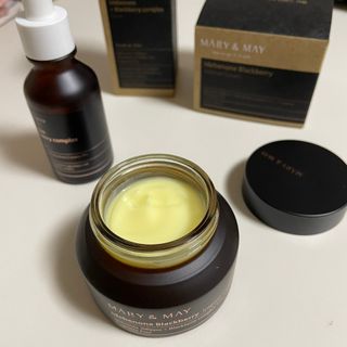 마리엔메이  이데베논 블랙베리 보습 크림 + 세럼 — 5점을 준 리뷰어가 2021년 10월 올린 사용 사진
