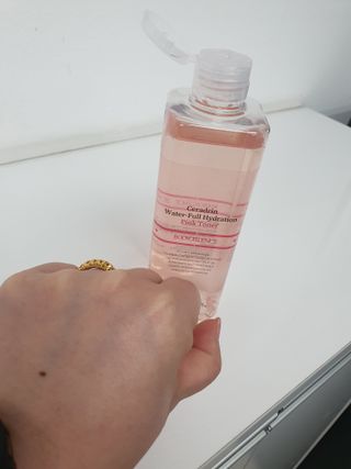 [바디셀런스] 속보습+사용감+향 모두 잡은 / 세라드린 속보습 핑크토너 300ml — 5점을 준 리뷰어가 2022년 3월 올린 사용 사진