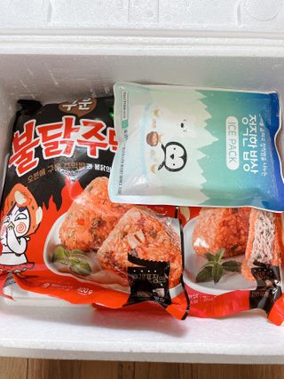 삼양냉동 [삼양] 불닭참치마요구운주먹밥+불닭볶음김치구운주먹밥 2세트구성 — 3점을 준 리뷰어가 2021년 2월 올린 사용 사진