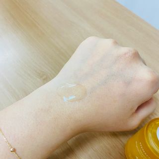 체르엠 스템앤셀 비타민 브라이트닝 에센스 30ml 1개 — 4점을 준 리뷰어가 2022년 1월 올린 사용 사진