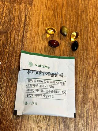 뉴트리미 에센셜팩 1개월분, 30포 — 5점을 준 리뷰어가 2023년 4월 올린 사용 사진