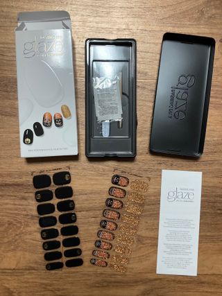 데싱디바 글레이즈 할로윈 네일_5종 중 택1 — 5점을 준 리뷰어가 2021년 10월 올린 사용 사진