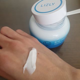 [리즐리] 블루어스 트리플 멀티 카밍 파워풀 크림 150g — 5점을 준 리뷰어가 2021년 10월 올린 사용 사진