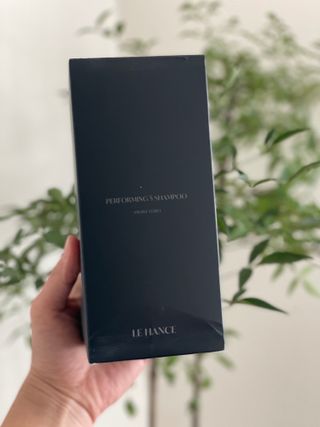 르핸스 퍼포밍 5 샴푸 비반트 포렛/베티버 포그 — 5점을 준 리뷰어가 2022년 12월 올린 사용 사진